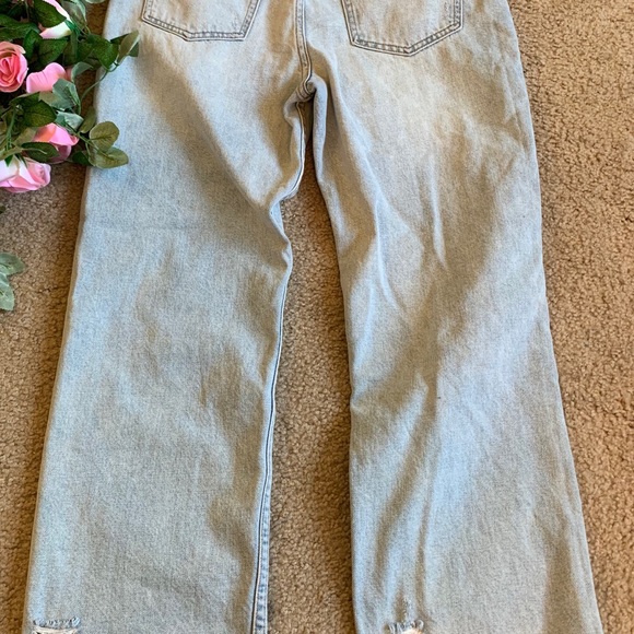 FREE PEOPLE MONTAUK JEAN NWT Cropped Distressed 29 - Picture 5 of 8